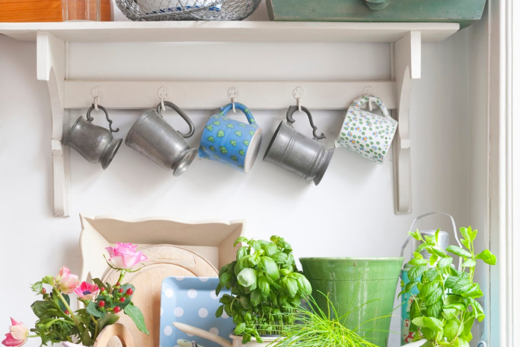 21 Brilliant Command Hook Organization Ideas